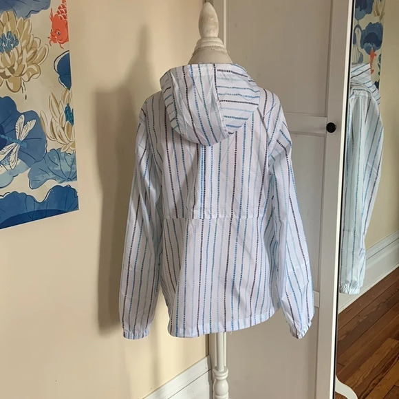 Columbia Windbreaker - Picture 11 of 14